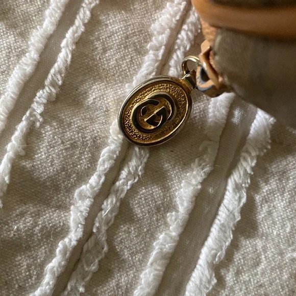 Vintage Gucci Pouch - Picture 2 of 5